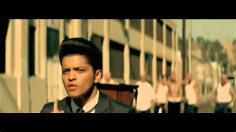 The official music video for Bruno Mars' "When I Was Your Man" from the album 'Unorthodox Jukebox'. Directed by Cameron Duddy & Bruno Mars🔔 Subscribe for th...